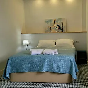 casa-tina.hotelsincadiz.net/