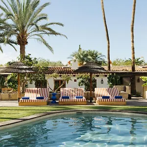 https://casa-jable-roja.adeje-hotels.com